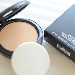 Mac Studio Fix Powder Plus Foundation NC25